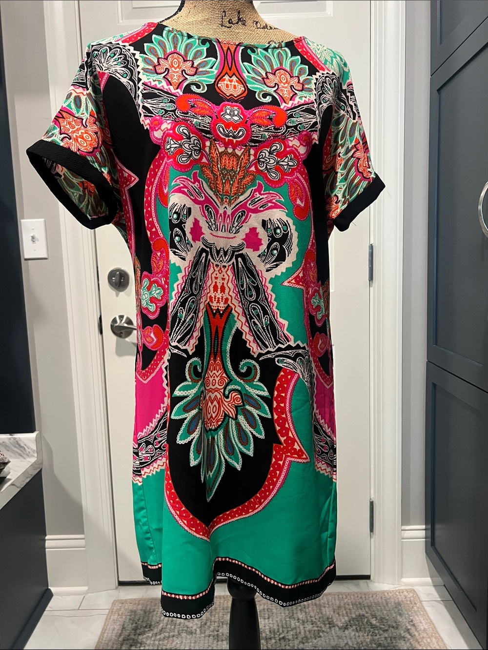 Gibson Latimer Sz M Vibrant Multicolor Shift Dress Summer Beach Resort Vacation